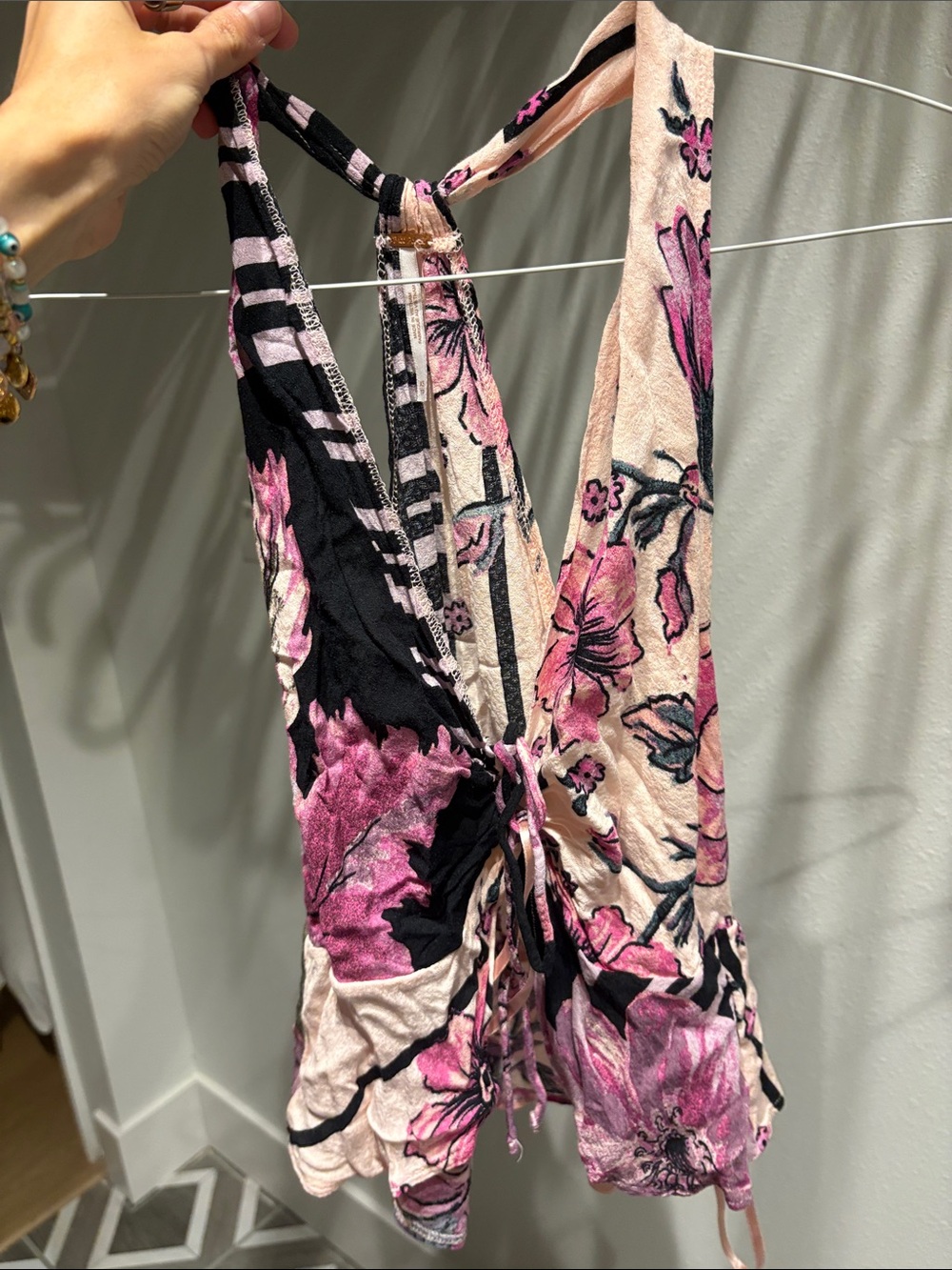 Pink Floral Tie-Back Womenโs Tank Top